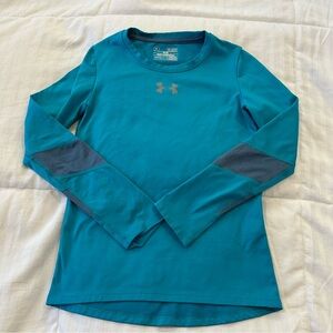 Under Armour Youth long sleeved Teal performance top